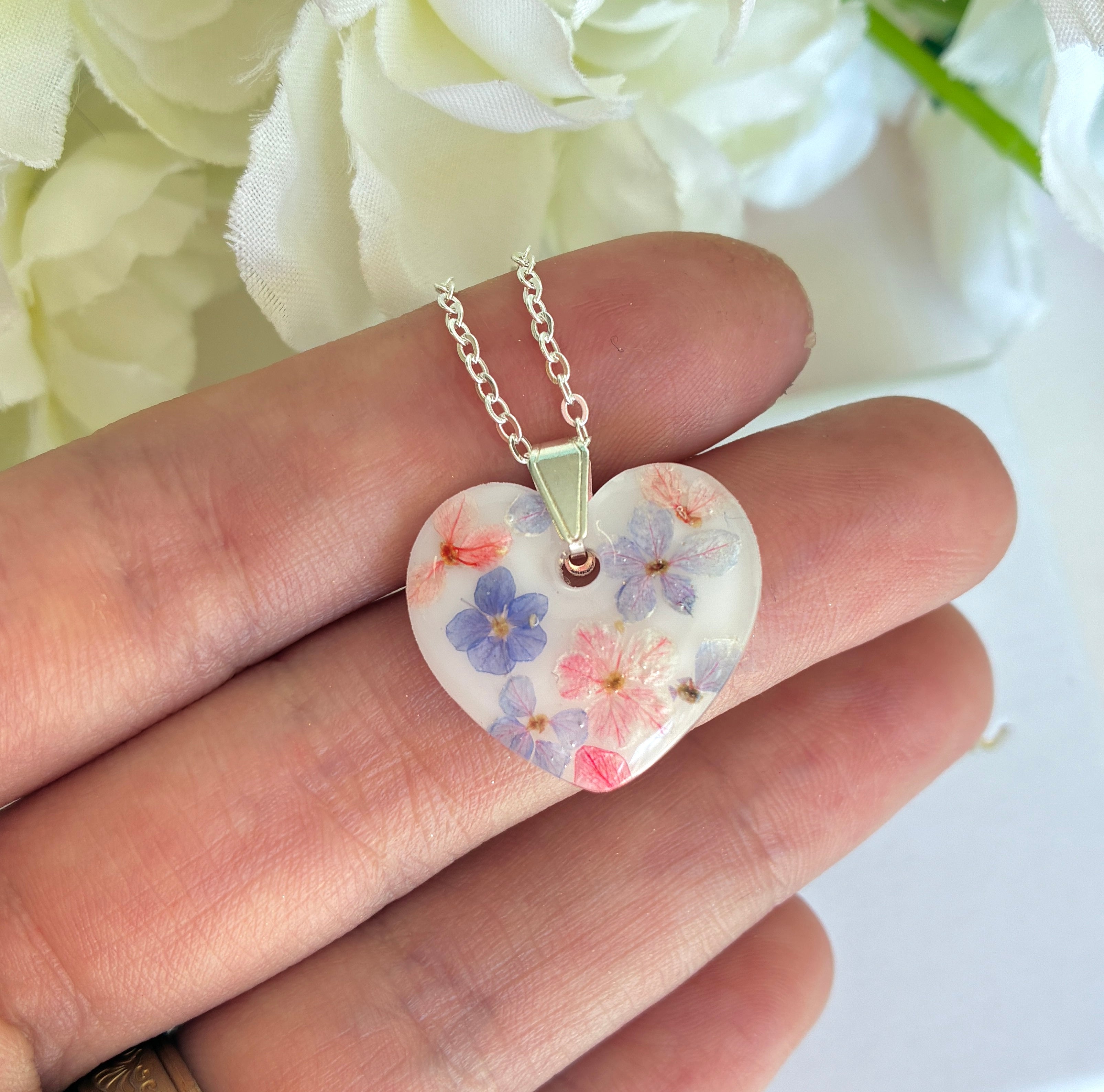Silver Marshmallow Bloom heart necklace