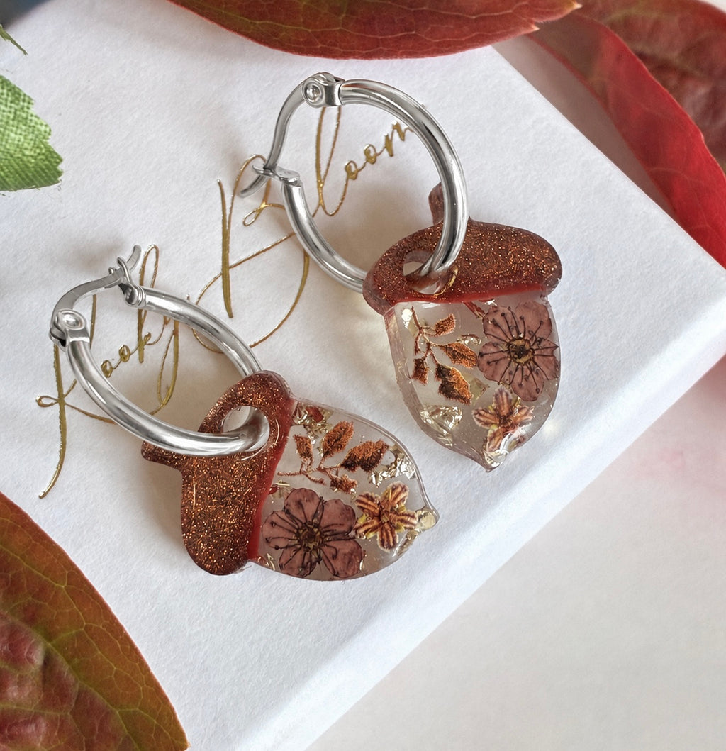 Woodland Acorn Bloom hoop earrings