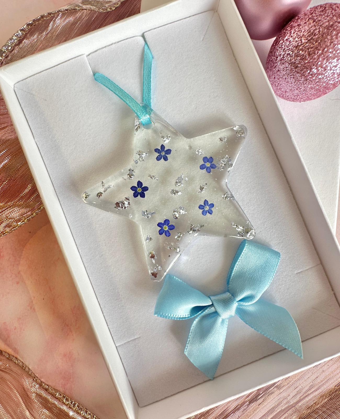 (PRE-ORDER) Forget me not Star Bauble