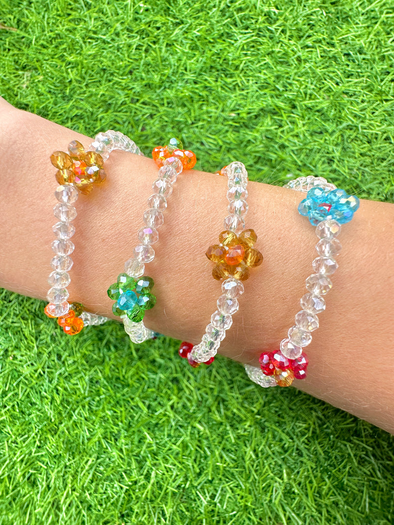 Stretch glass beaded flower Bracelet .