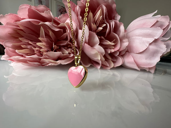 Pink enamel Heart Gold necklace.
